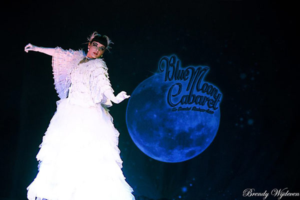 Boudoir Noir presents the Blue Moon cabaret - the Decadetn Burlesque Soiree