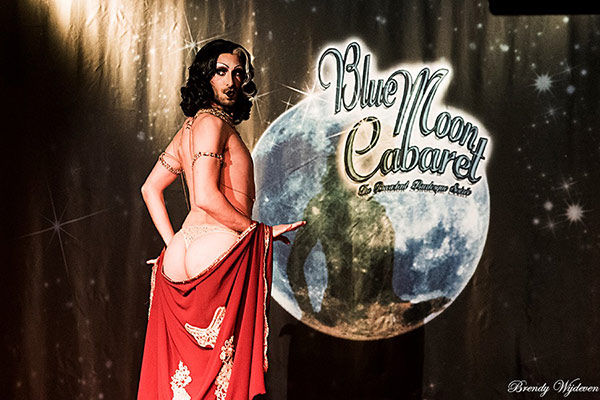 Impression of John Celestus at he 14th edition of the Blue Moon Cabaret at the Blue Collar Hotel in Eindhoven - the Decadent Burlesque Soirée is produced by Boudoir Noir Production