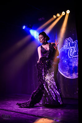 Impression of Ruby Colibri at he 14th edition of the Blue Moon Cabaret at the Blue Collar Hotel in Eindhoven - the Decadent Burlesque Soirée is produced by Boudoir Noir Production