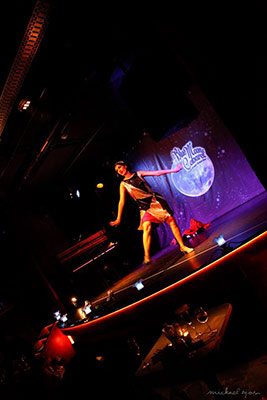 Blue Moon Cabaret - The Decadent Burlesque Soiree