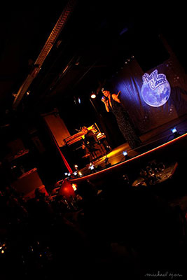 Blue Moon Cabaret - The Decadent Burlesque Soiree