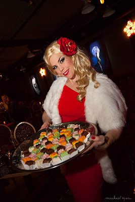 Welcome to Blue Moon Cabaret - The Decadent Burlesque Soiree