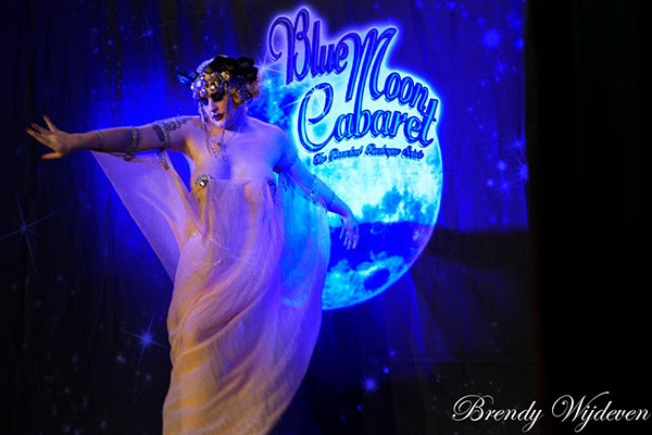 Welcome to Blue Moon Cabaret - The Decadent Burlesque Soiree