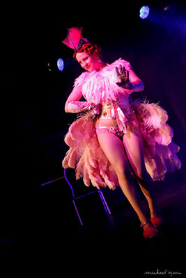 Boudoir Noir presents The Blue Moon Cabaret in Eindhoven - the decadent burlesque soiree 