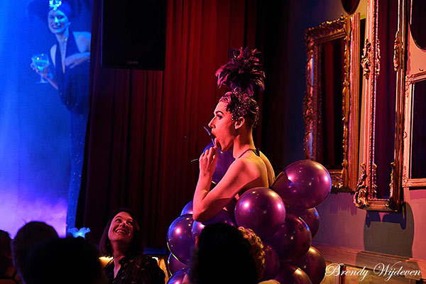 Boudoir Noir presents The Blue Moon Cabaret in Eindhoven - the decadent burlesque soiree 