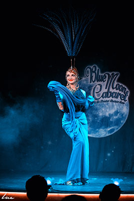 Boudoir Noir presents The Blue Moon Cabaret in Eindhoven - the decadent burlesque soiree 