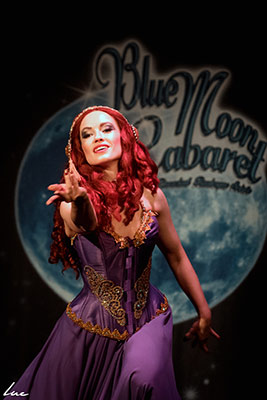 Boudoir Noir presents The Blue Moon Cabaret in Eindhoven - the decadent burlesque soiree 